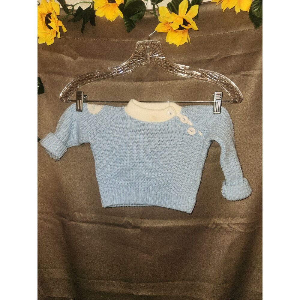 Vintage Doe-Spun Baby Boy 6-9M Light Blue Knit Sweater Shoulder Buttons Patch